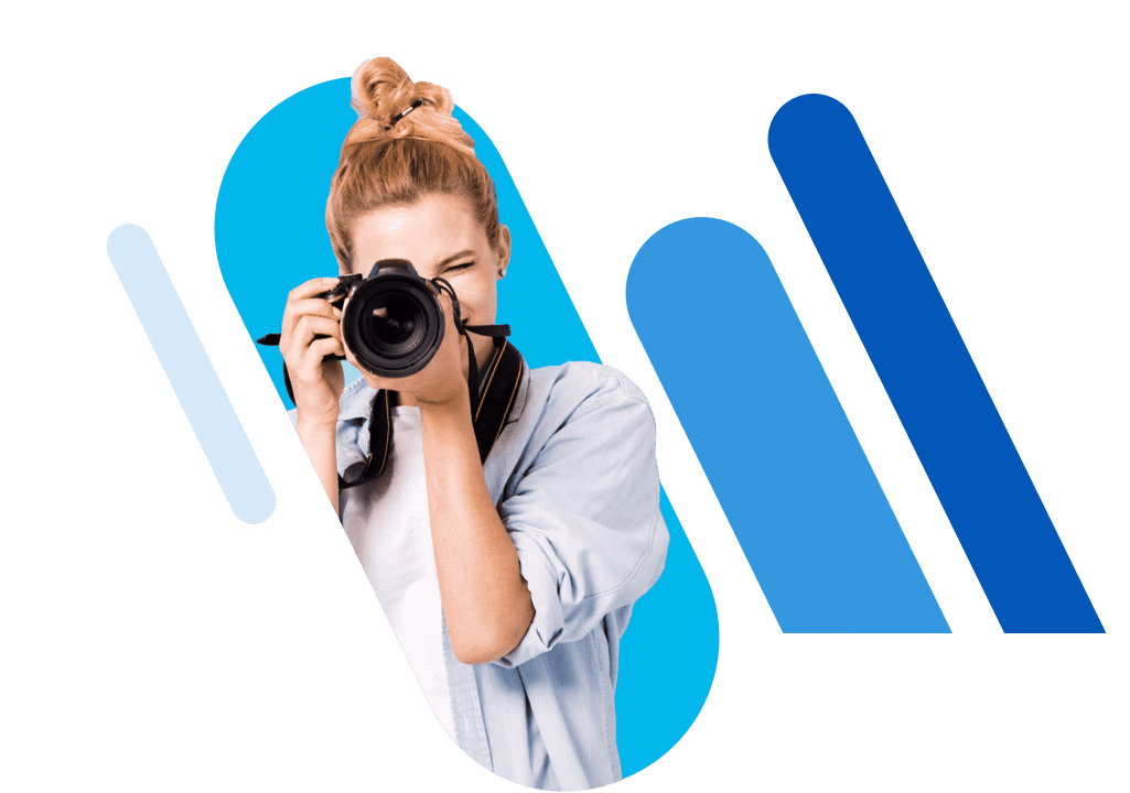 Une jeune photographe