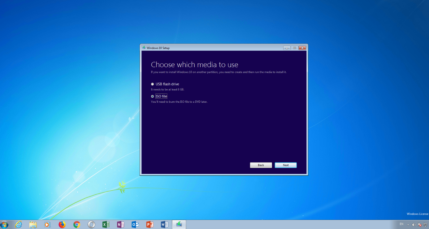 Fenêtre de configuration de Windows 10 pour sélectionner un média à utiliser