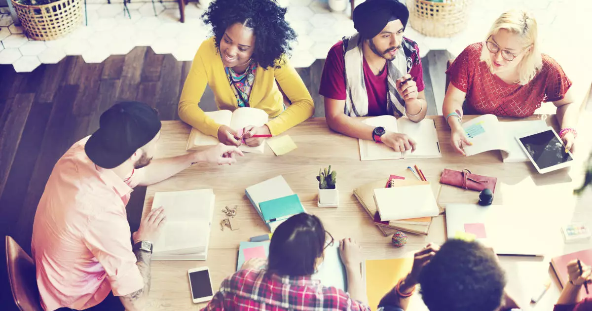 Image: Cr&eacute;er une association loi 1901 : proc&eacute;dures et formalit&eacute;s