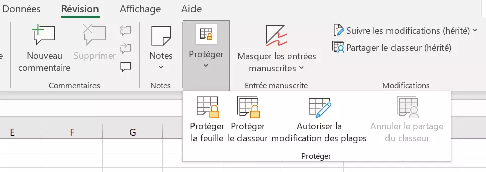 Image: Illustration du menu « Révision » > « Protéger la feuille »