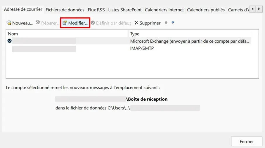 Image: Paramètres du compte Outlook : aperçu des comptes email liés