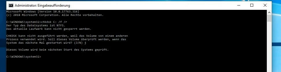 Invite de commandes de Windows : démarrage de CHKDSK