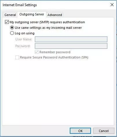 Paramètres du Serveur de courrier sortant dans Outlook 2013.