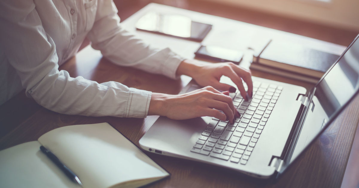 Comment s’excuser pour une réponse tardive